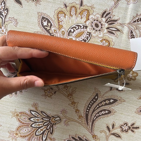 COACH Colorblock Crossgrain Leather Flap Snap Closure Wallet-V5/Flax Multi (NWT) - Picture 14 of 15